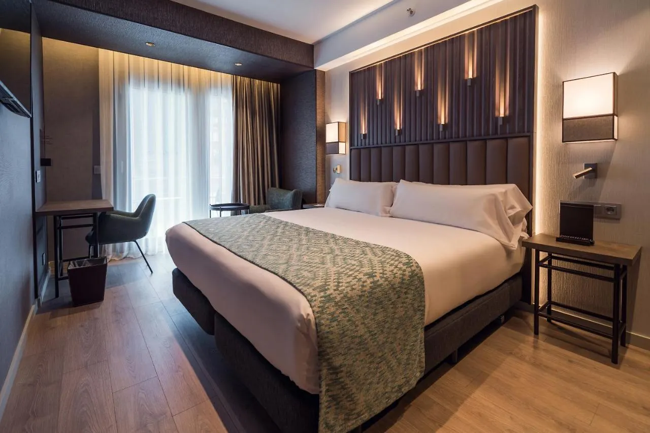 Catalonia Gran Via Bilbao Hotel 4*,